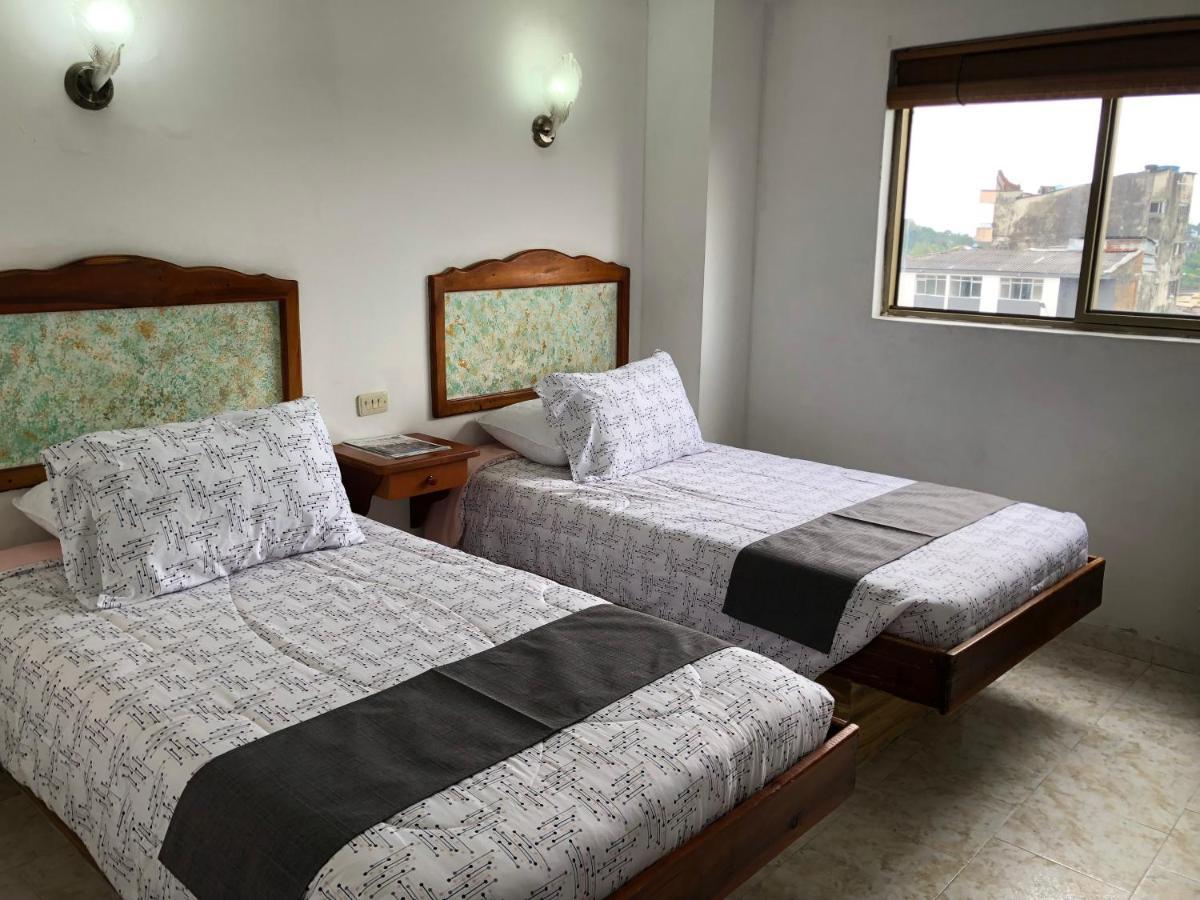Hotel Armont Calarcá Kültér fotó