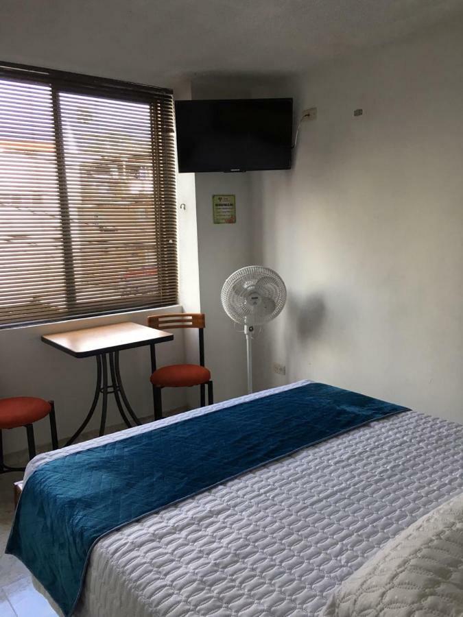 Hotel Armont Calarcá Kültér fotó